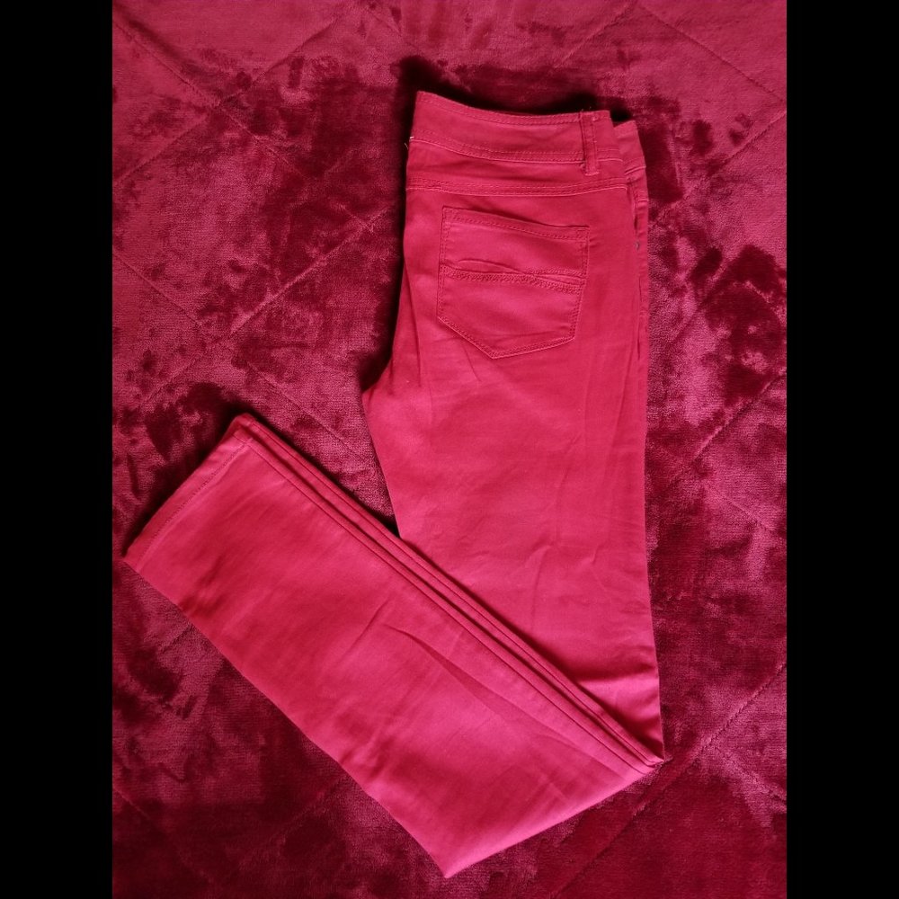 SO Juniors Skinny Jeans. Size 7